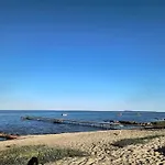 6 Person In Sjolund-by Traum Sjolund